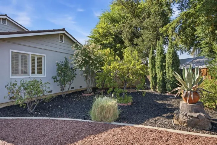 6088 Knoll Park Court, San Jose, California 95120