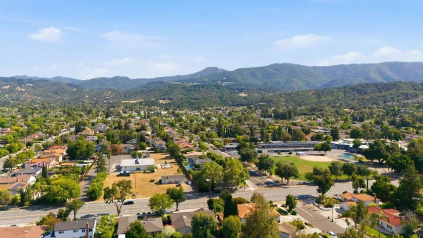 6088 Knoll Park Court, San Jose, California 95120