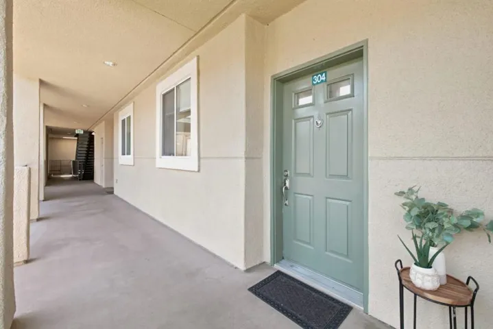 88 17th Avenue 304, San Mateo, California 94402