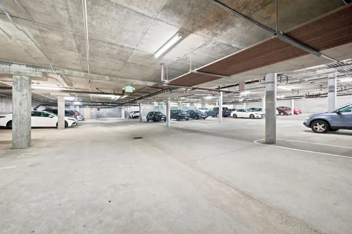 88 17th Avenue 304, San Mateo, California 94402