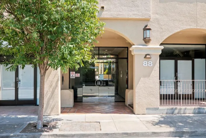 88 17th Avenue 304, San Mateo, California 94402