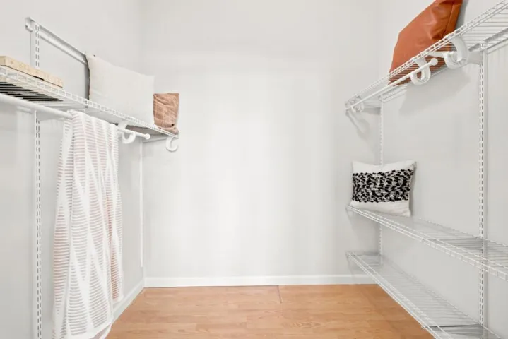 88 17th Avenue 304, San Mateo, California 94402