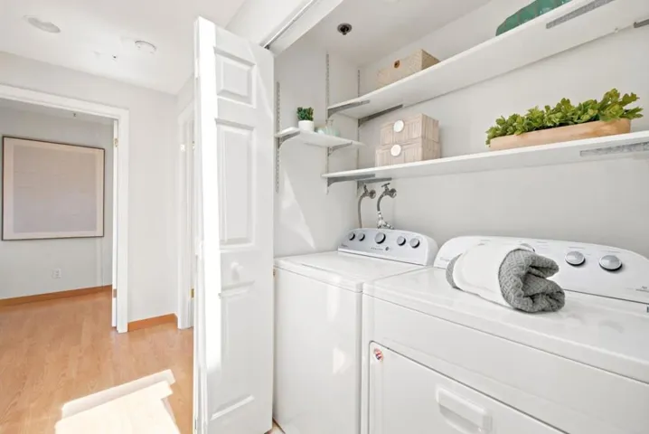 88 17th Avenue 304, San Mateo, California 94402