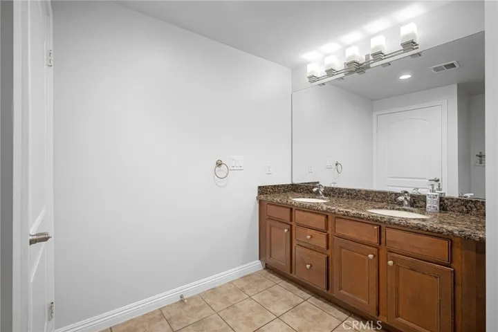 6800 Corbin Avenue, Reseda, California 91335