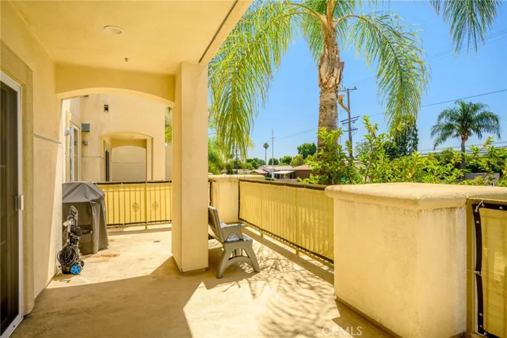 6800 Corbin Avenue, Reseda, California 91335