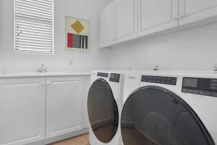 035_Laundry Room