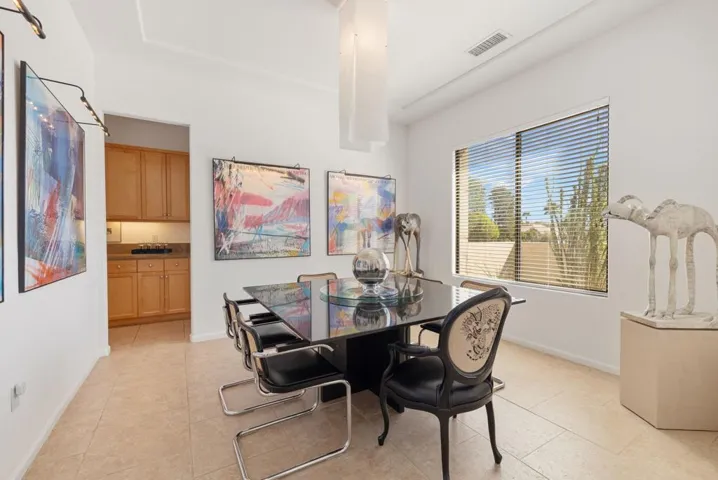 013_Dining Room