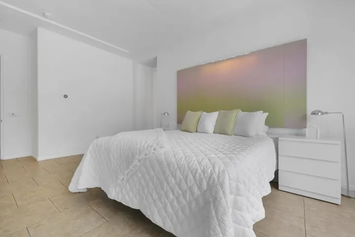 026_Master Suite