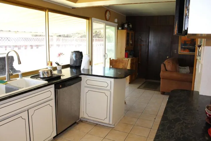 15480 Oak Hills Drive, Salinas, California 93907
