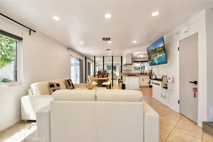 128 Fairview Street Unit 1, Santa Ana, California 92704