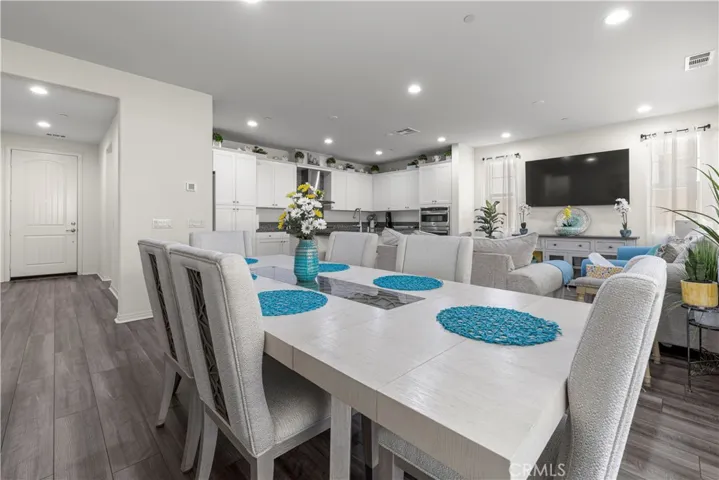 4637 S Estrella Privado, Ontario, California 91761