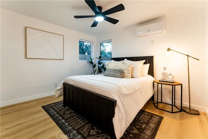 1189 Crehnshaw, Los Angeles, California 90019