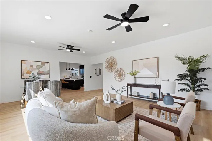 1189 Crehnshaw, Los Angeles, California 90019