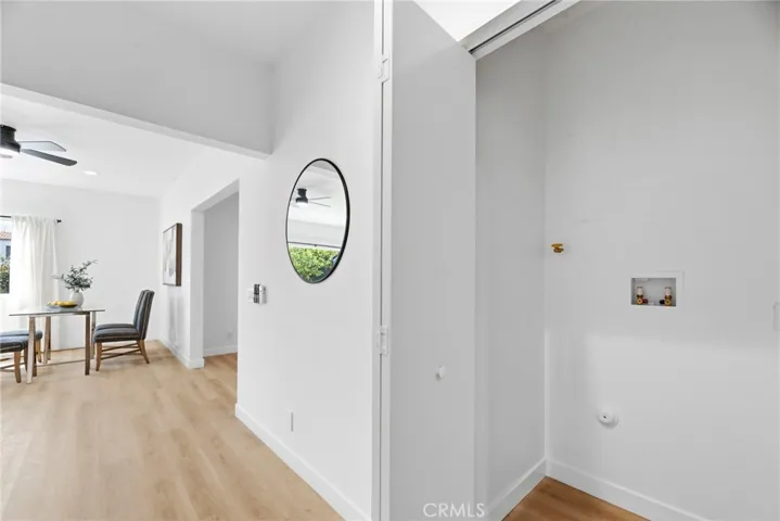 1189 Crehnshaw, Los Angeles, California 90019