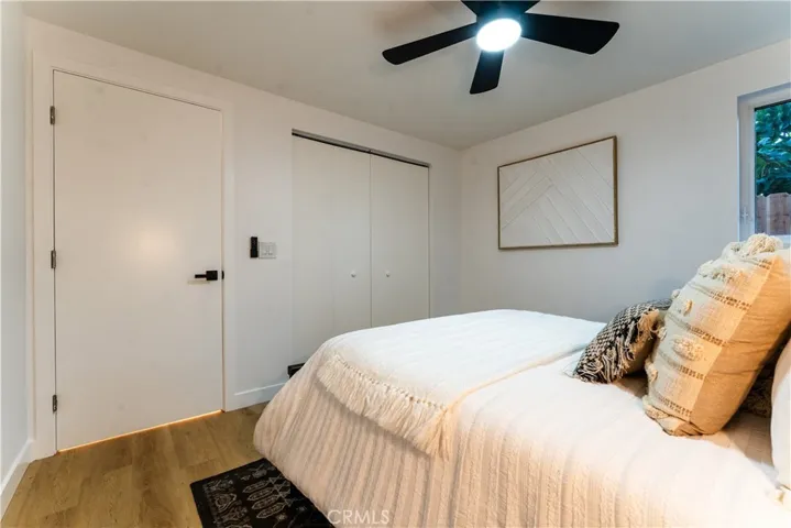 1189 Crehnshaw, Los Angeles, California 90019