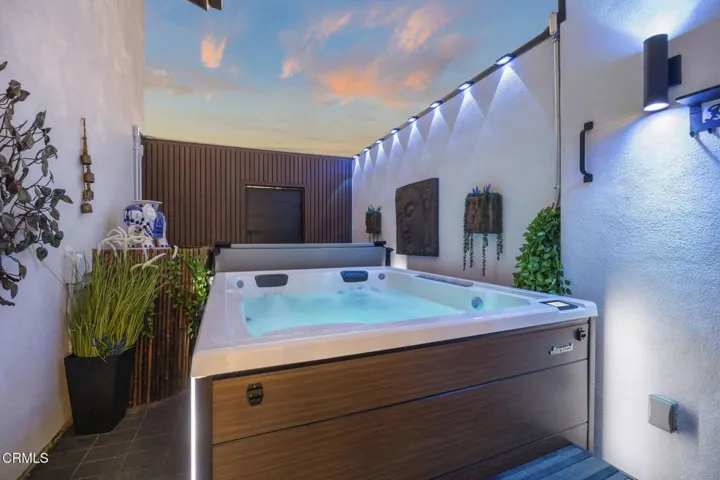 11-web-or-mls-2350Monaco-TWI003
