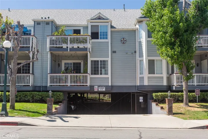 182 W Lemon B, Monrovia, California 91016