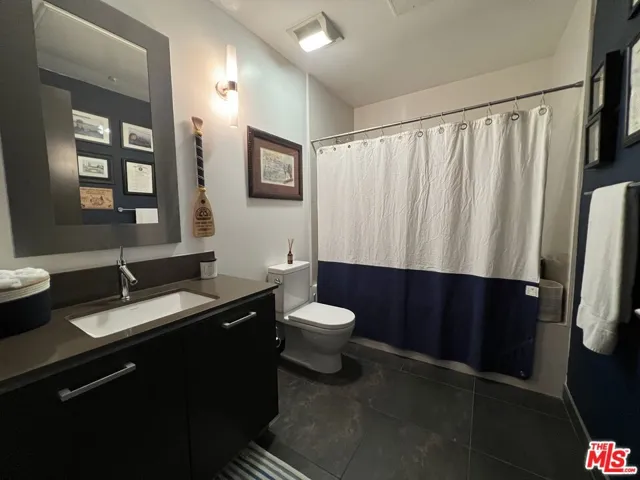 13320 Beach Avenue 102, Marina Del Rey, California 90292
