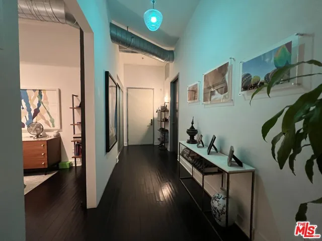 13320 Beach Avenue 102, Marina Del Rey, California 90292