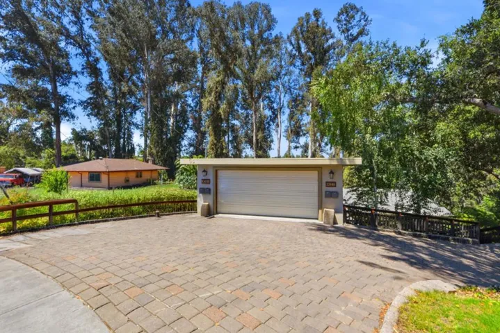 22610 Valley View Drive, Hayward, California 94541