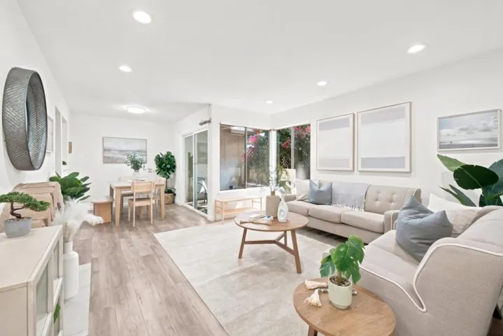 1052 Delna Manor Lane 1052, San Jose, California 95128