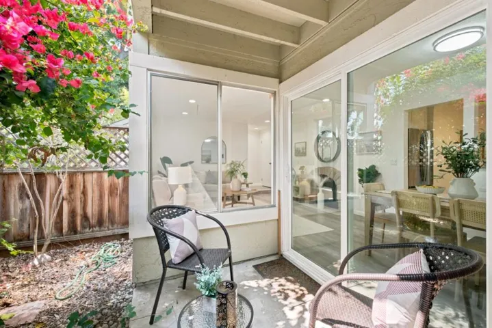 1052 Delna Manor Lane 1052, San Jose, California 95128