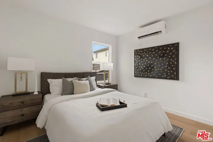 3875 Middlebury Street, Los Angeles, California 90004