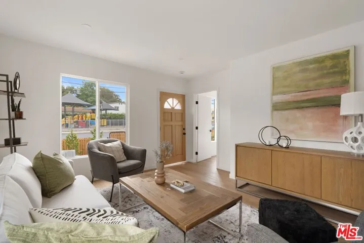 3875 Middlebury Street, Los Angeles, California 90004