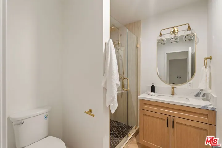 3875 Middlebury Street, Los Angeles, California 90004