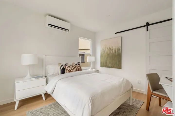 3875 Middlebury Street, Los Angeles, California 90004