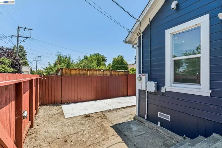 212 Illinois Street, Vallejo, California 94590