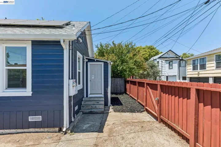 212 Illinois Street, Vallejo, California 94590