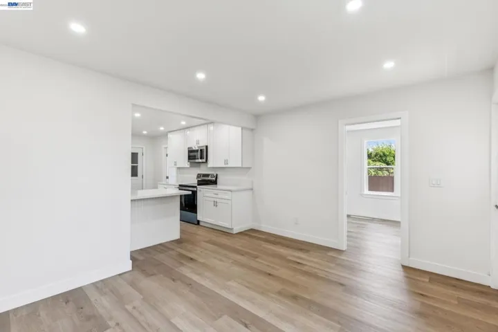 212 Illinois Street, Vallejo, California 94590