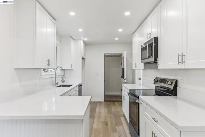 212 Illinois Street, Vallejo, California 94590