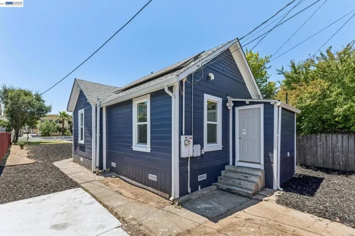 212 Illinois Street, Vallejo, California 94590