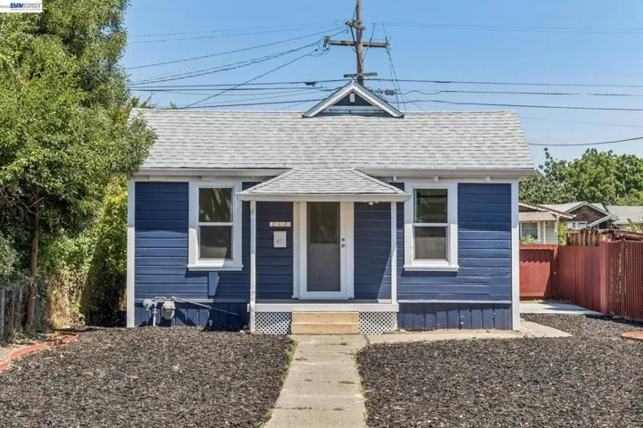 212 Illinois Street, Vallejo, California 94590