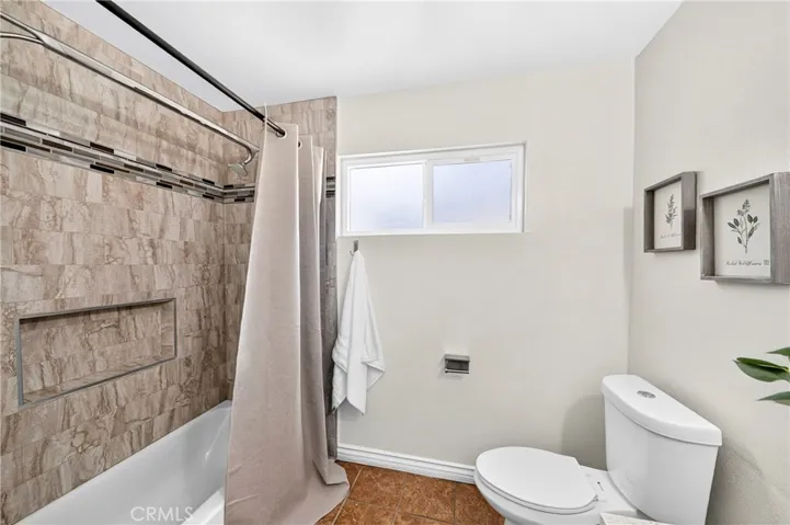 5401 Twin Lakes Drive, Cypress, California 90630