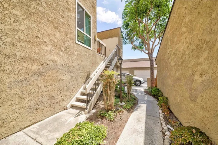 5401 Twin Lakes Drive, Cypress, California 90630