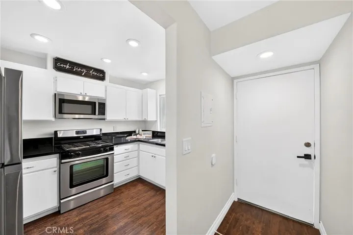 5401 Twin Lakes Drive, Cypress, California 90630