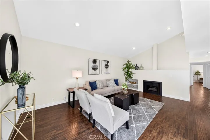 5401 Twin Lakes Drive, Cypress, California 90630