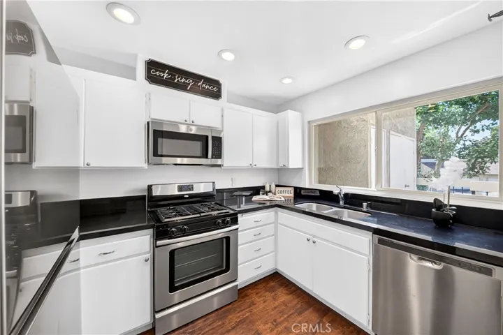 5401 Twin Lakes Drive, Cypress, California 90630