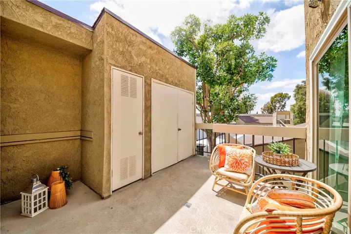 5401 Twin Lakes Drive, Cypress, California 90630