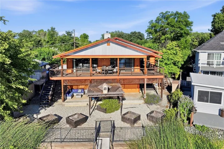 2649 Lagoon Drive, Lakeport, California 95453