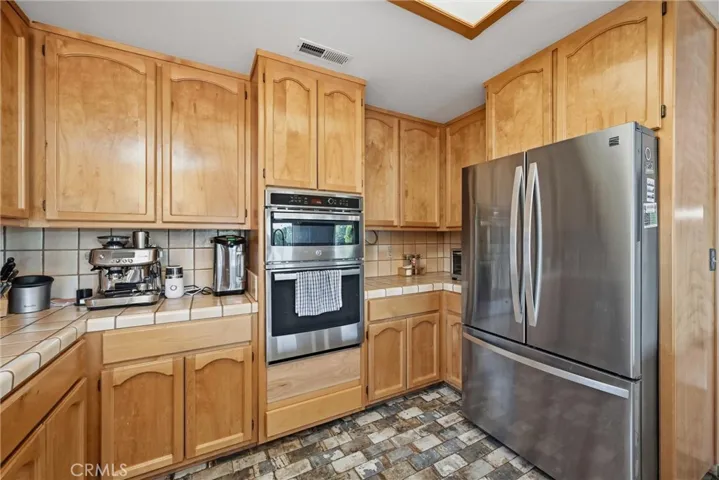 2649 Lagoon Drive, Lakeport, California 95453