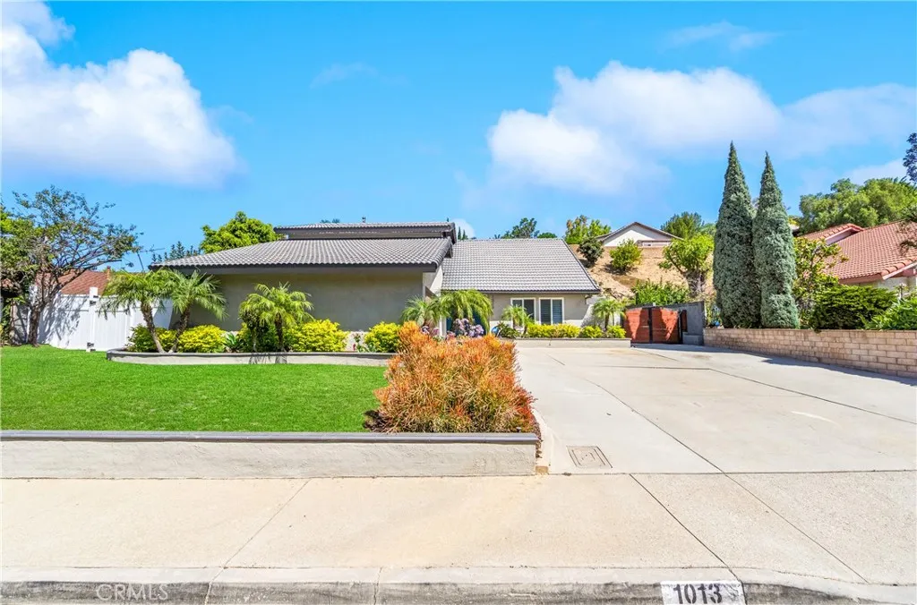 1013 Calle Carrillo, San Dimas, California 91773 — photo 4