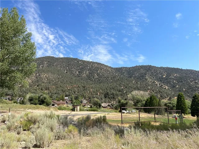 2608 Beechwood Way, Pine Mountain Club, California 93222 — photo 4