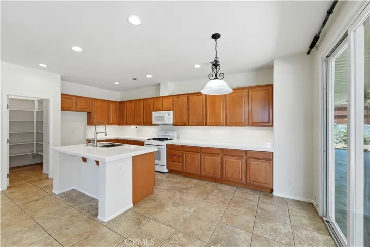 28037 Whittington, Menifee, California 92584