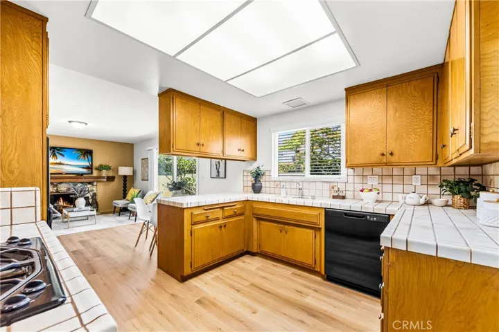 15802 Wicklow, Huntington Beach, California 92647