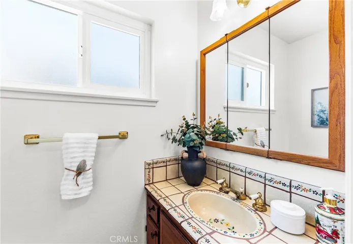 15802 Wicklow, Huntington Beach, California 92647
