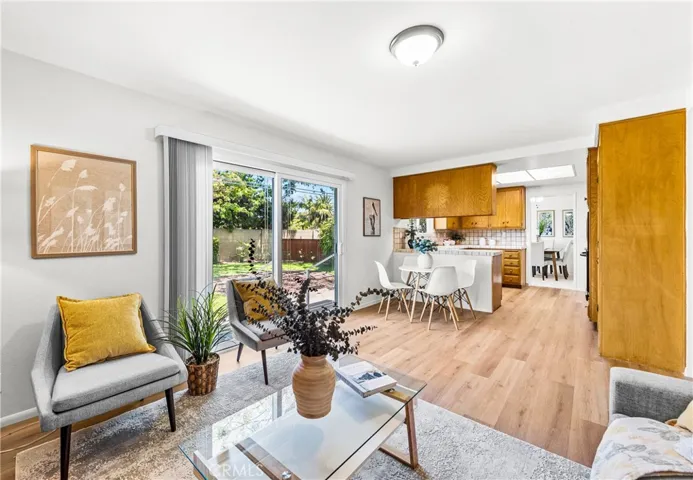 15802 Wicklow, Huntington Beach, California 92647